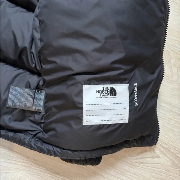 Youth North Face Nuptse Puffer Jacket - Picture 5 of 5
